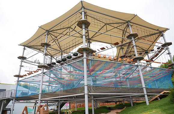 云南大理云想山路極公園探險水晶塔